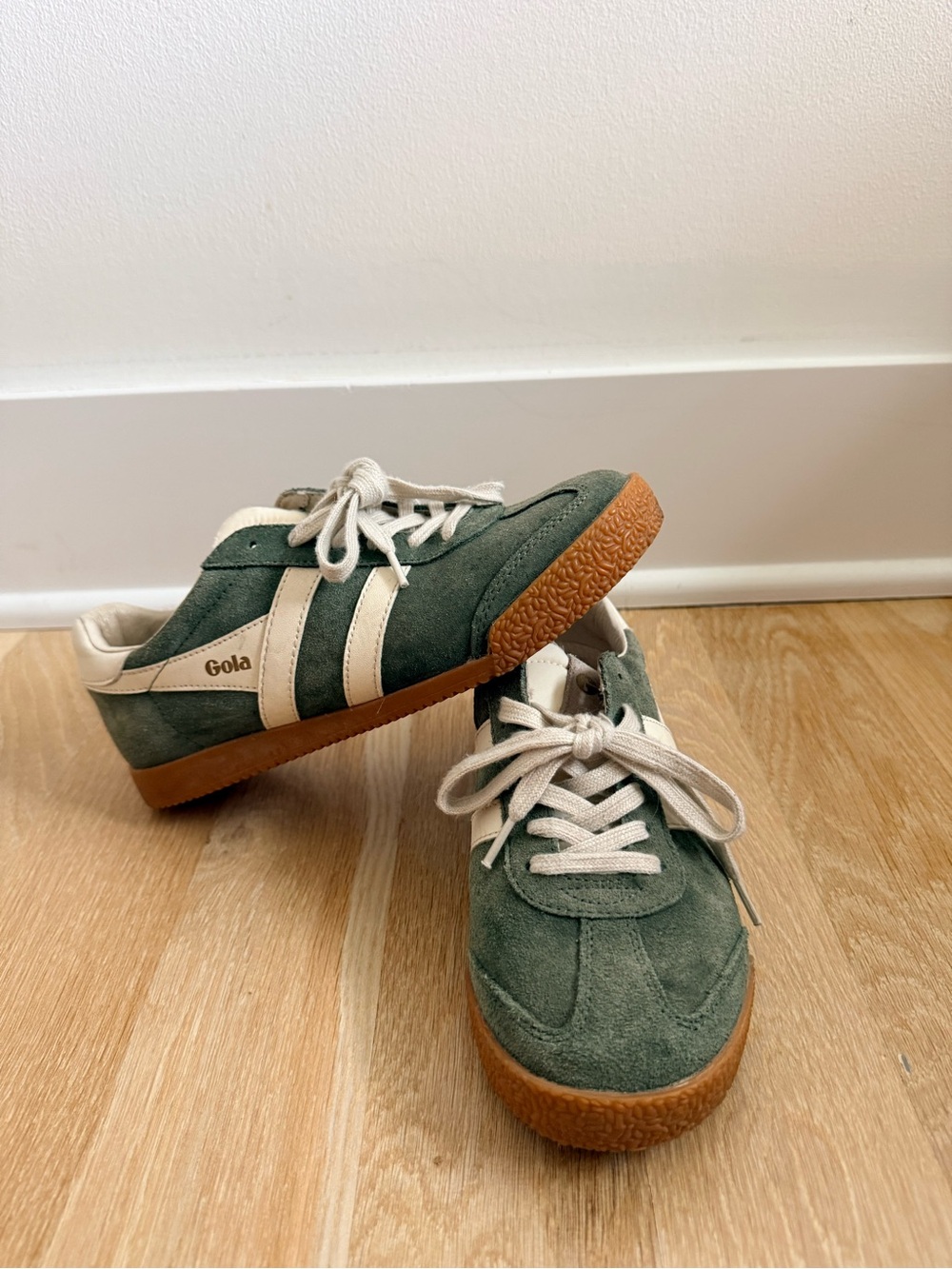 Gola Elan Sneakers Green White Women’s Size 7